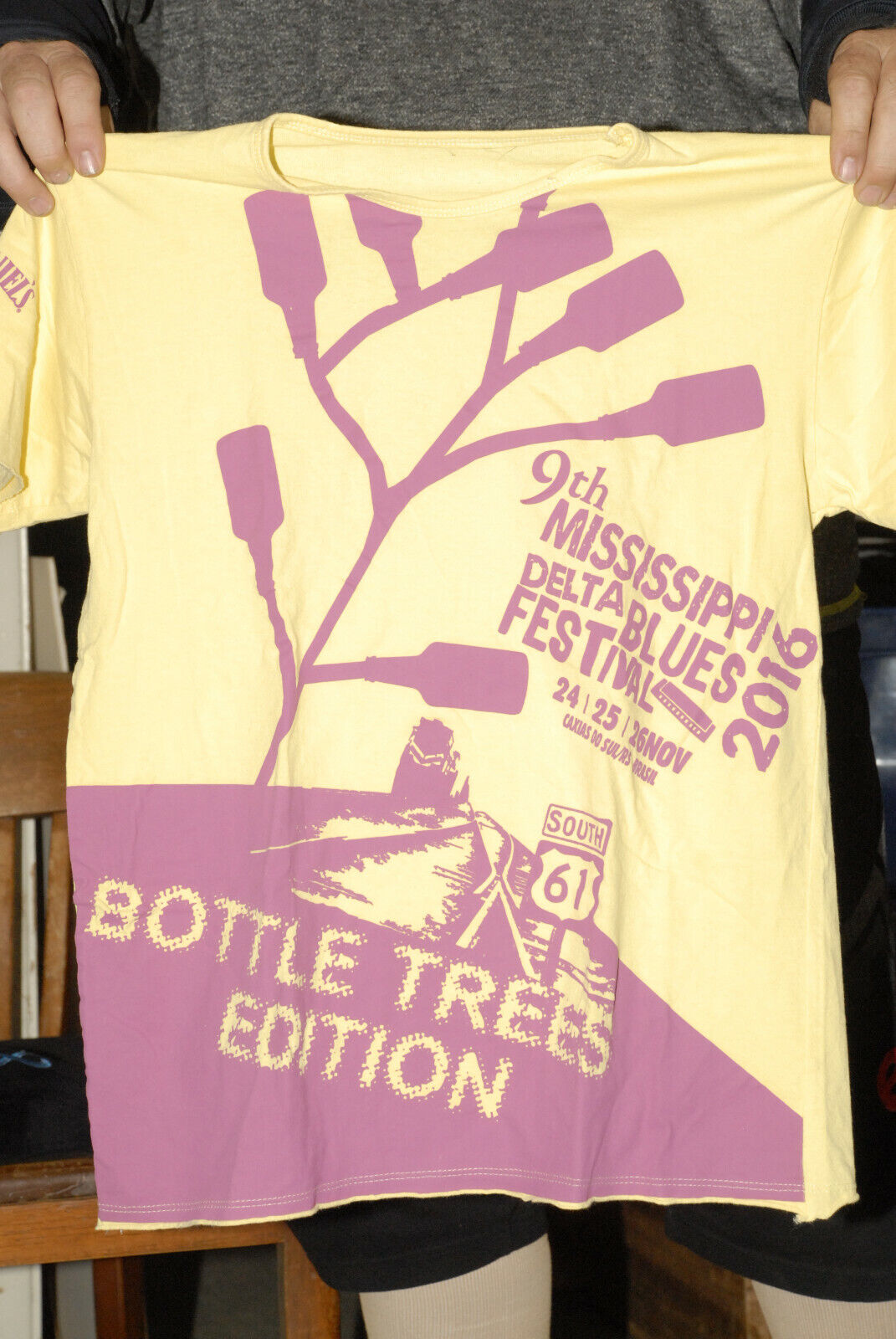 Mississippi Delta Blues Festival 2016 T Shirt Brazil Yellow S Rare Brasil Staff