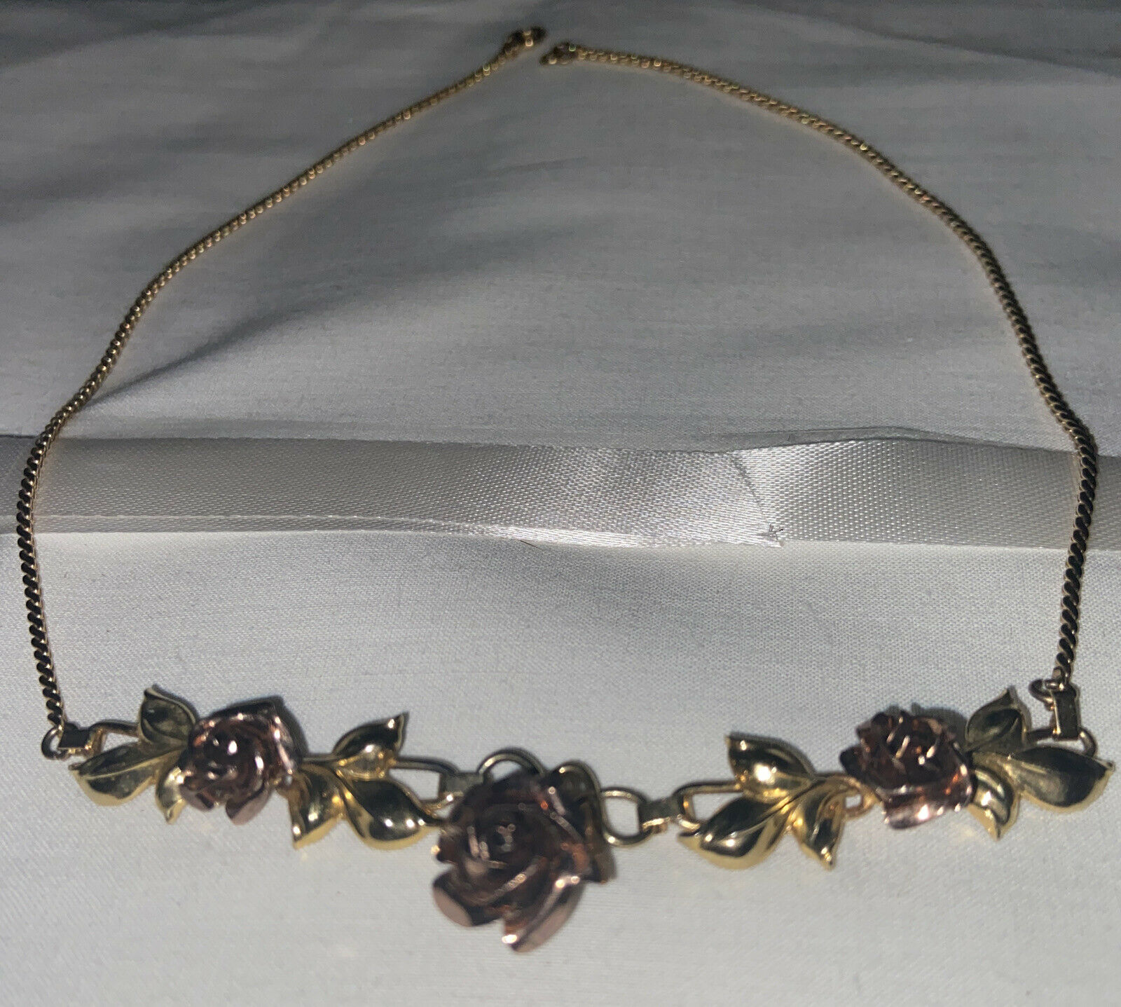 Vintage Art Deco Regel 1/20th 12k Gf Two Tone Gold Rose Necklace choker